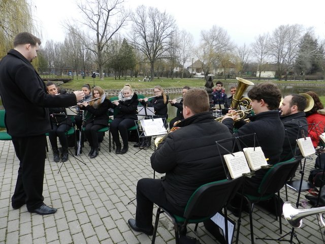 A haza minden előtt 30